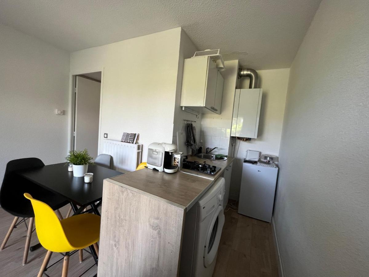 Appartement 2 Pieces En Rez De Jardin Avec Parking Et Piscine Villeneuve-Loubet Exterior foto